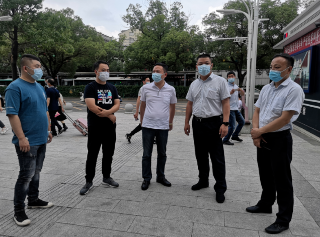 市運管處督查徐坊客運站安全生產(chǎn)、疫情防控及文明創(chuàng)建工作