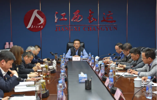 江西長運召開“自信、團結(jié)、奮進，做一個經(jīng)得起時間檢驗的市政公用人”座談會 王曉出席并講話