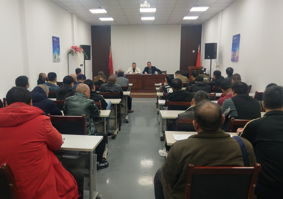 景德鎮(zhèn)長運 昌江公司召開安全事故案例學(xué)習(xí)及道路風(fēng)險管控專題會