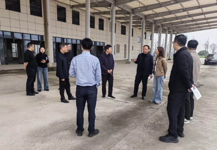 一線報(bào)道 || 鷹潭公司：市信江新區(qū)管委會(huì)等政府多部門(mén)到鷹北客運(yùn)樞紐站視察